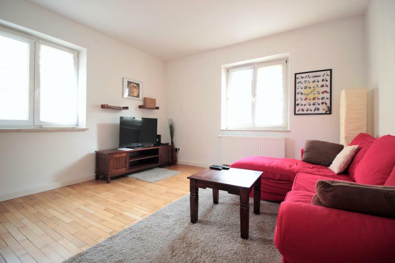 Charming 3-Bedroom Apartment With Parking Lot Würzburg Exteriör bild